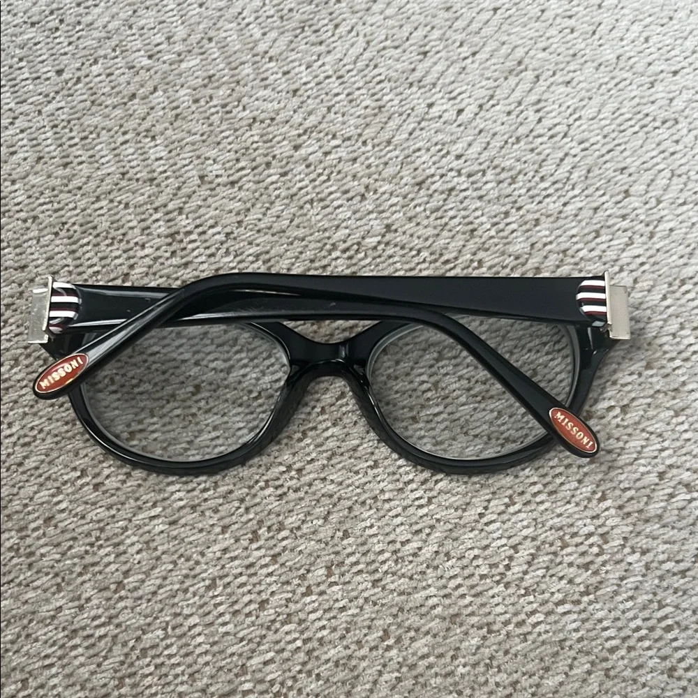 Missoni Black and Red Round Glasses made in Italy MI355V01
